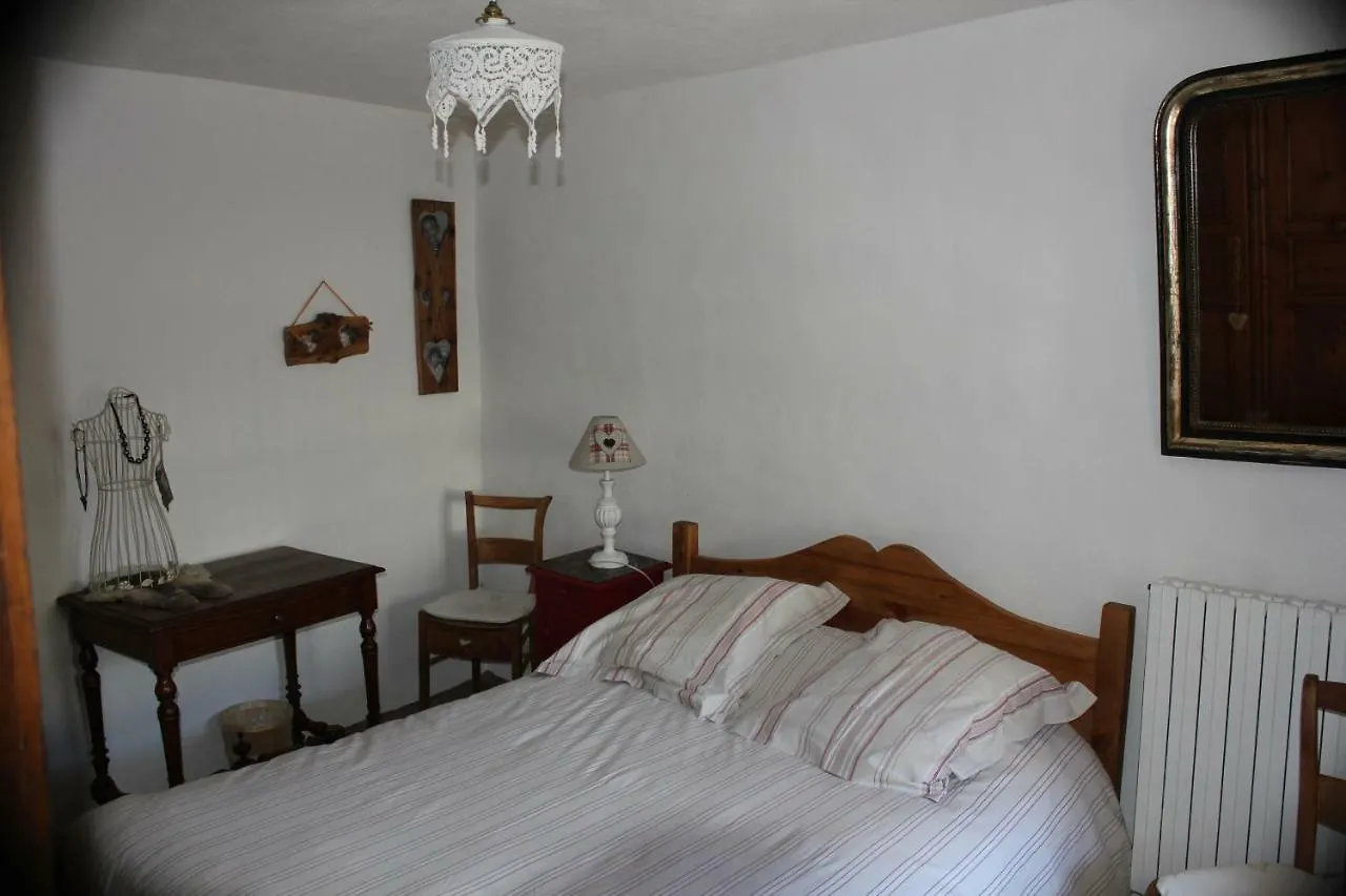 Chez Annie & Marcel Bed & Breakfast Le Monetier-les-Bains 0*,  France